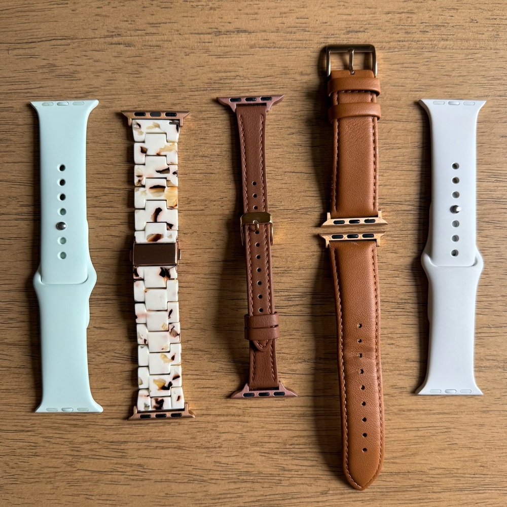 Lot of Apple Watch Bands Size 40mm